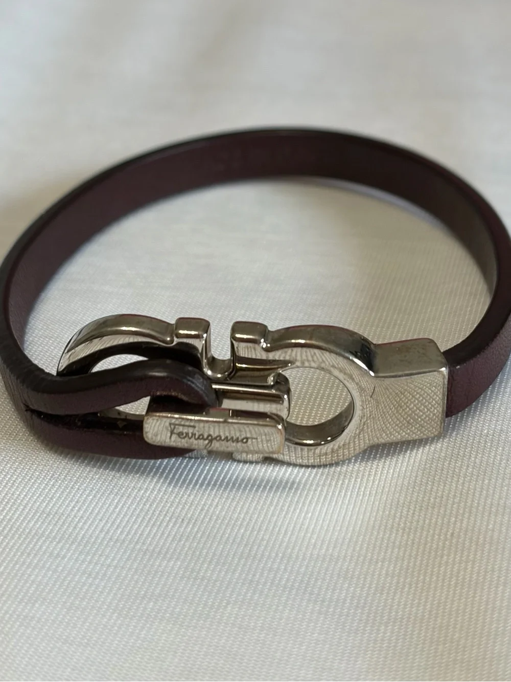 Salvatore Ferragamo Gancini bracelet (18cm) Bark Brown
